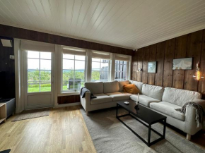 Experience Comfort, Ideal for Small Groups